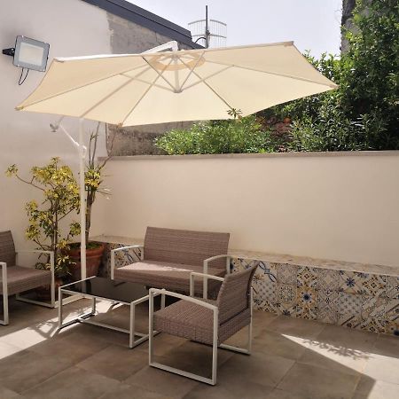 Apartamento Casa Viola Elegante E Sul Mare Di Mondello Palermo Exterior foto